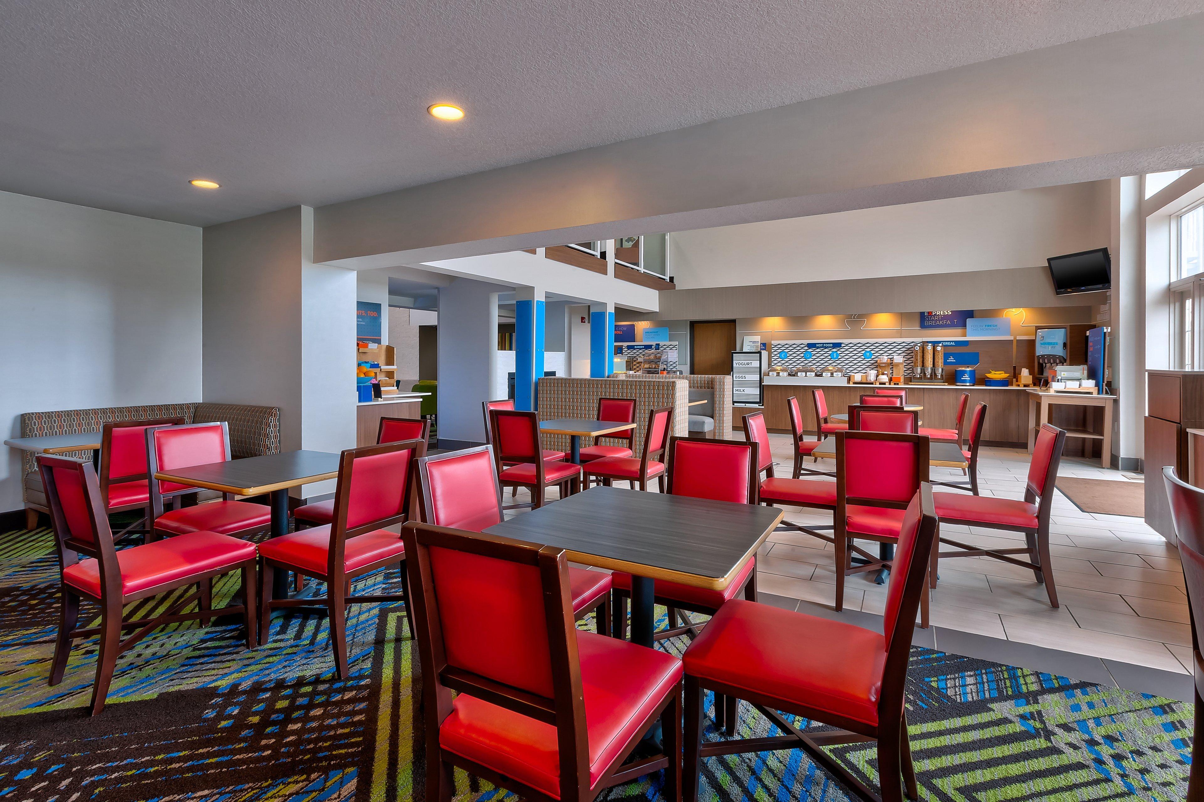 Holiday Inn Express Hotel & Suites Petoskey By Ihg Exterior foto