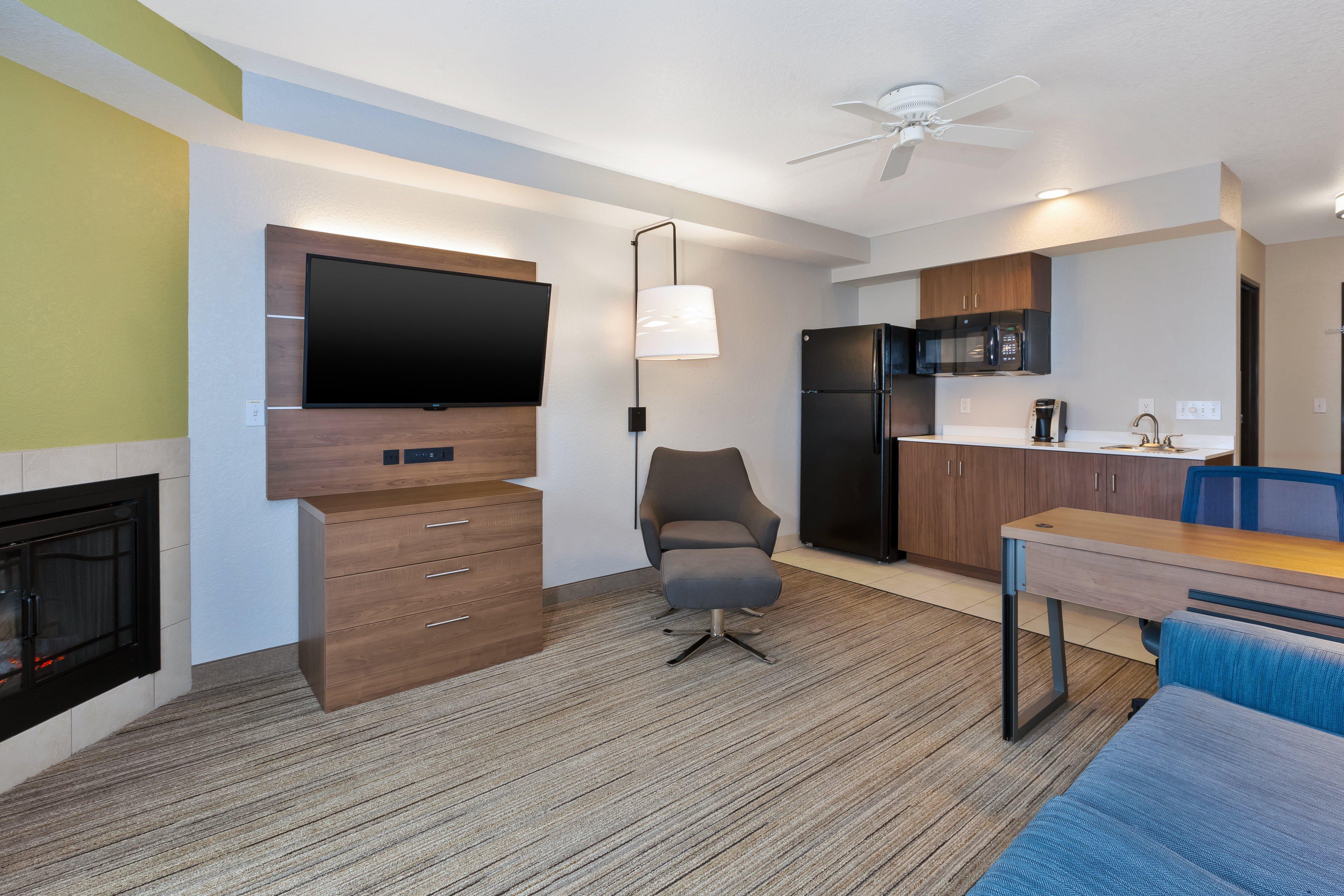 Holiday Inn Express Hotel & Suites Petoskey By Ihg Exterior foto