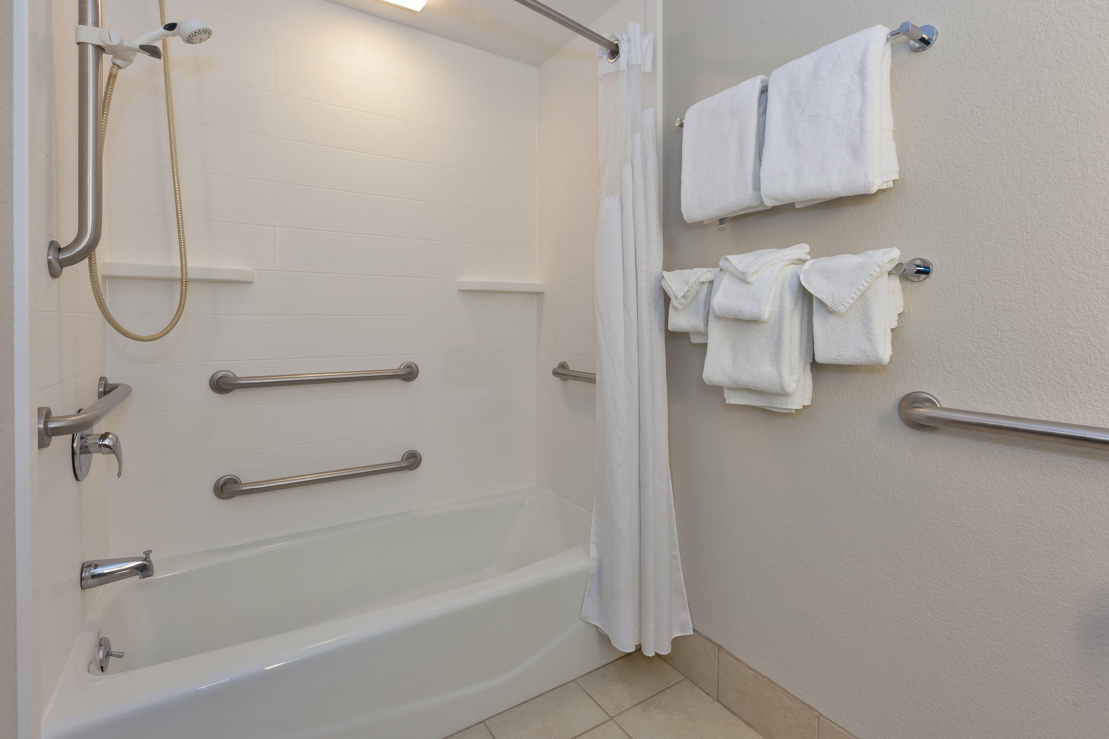 Holiday Inn Express Hotel & Suites Petoskey By Ihg Exterior foto