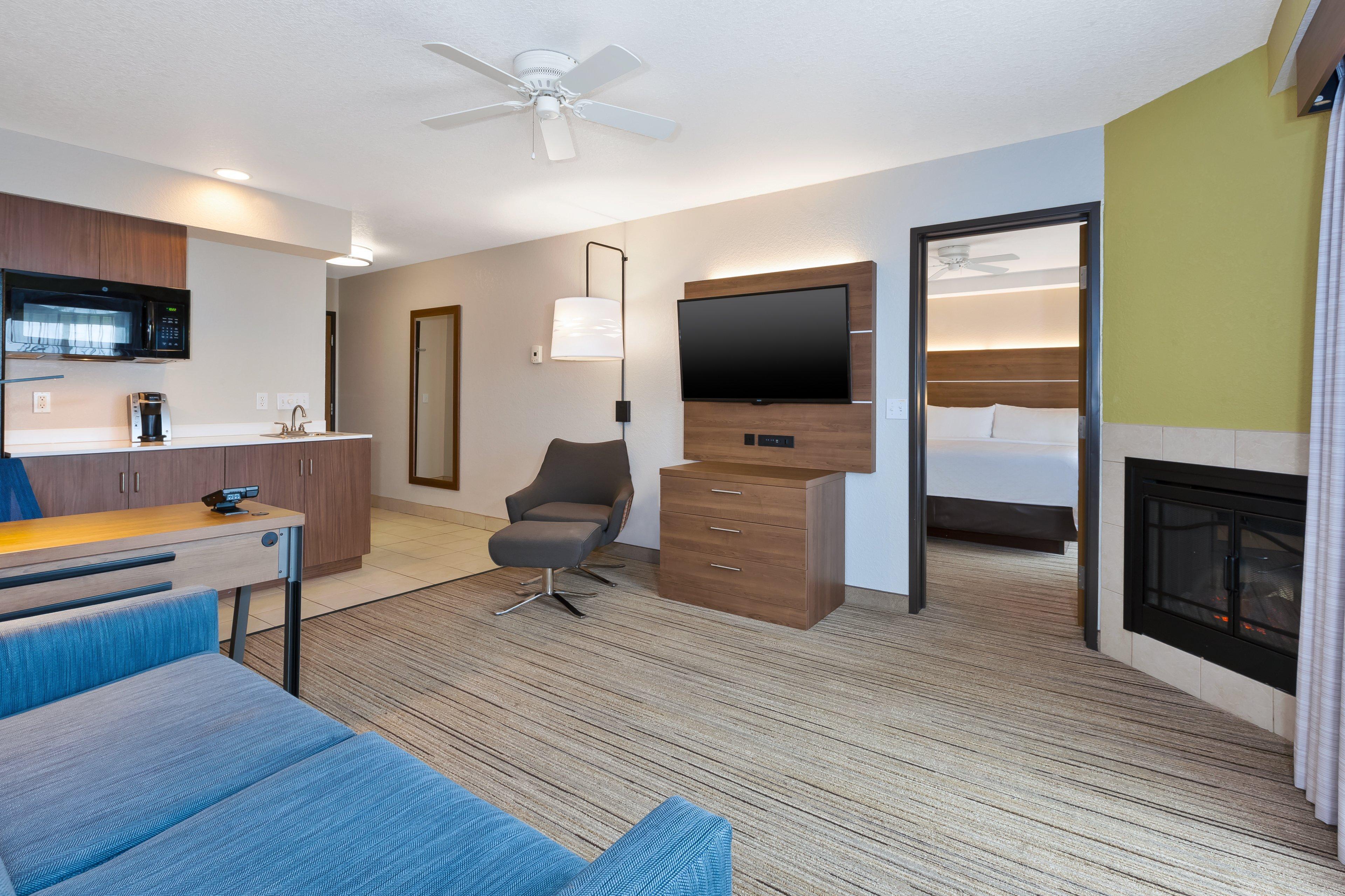 Holiday Inn Express Hotel & Suites Petoskey By Ihg Exterior foto