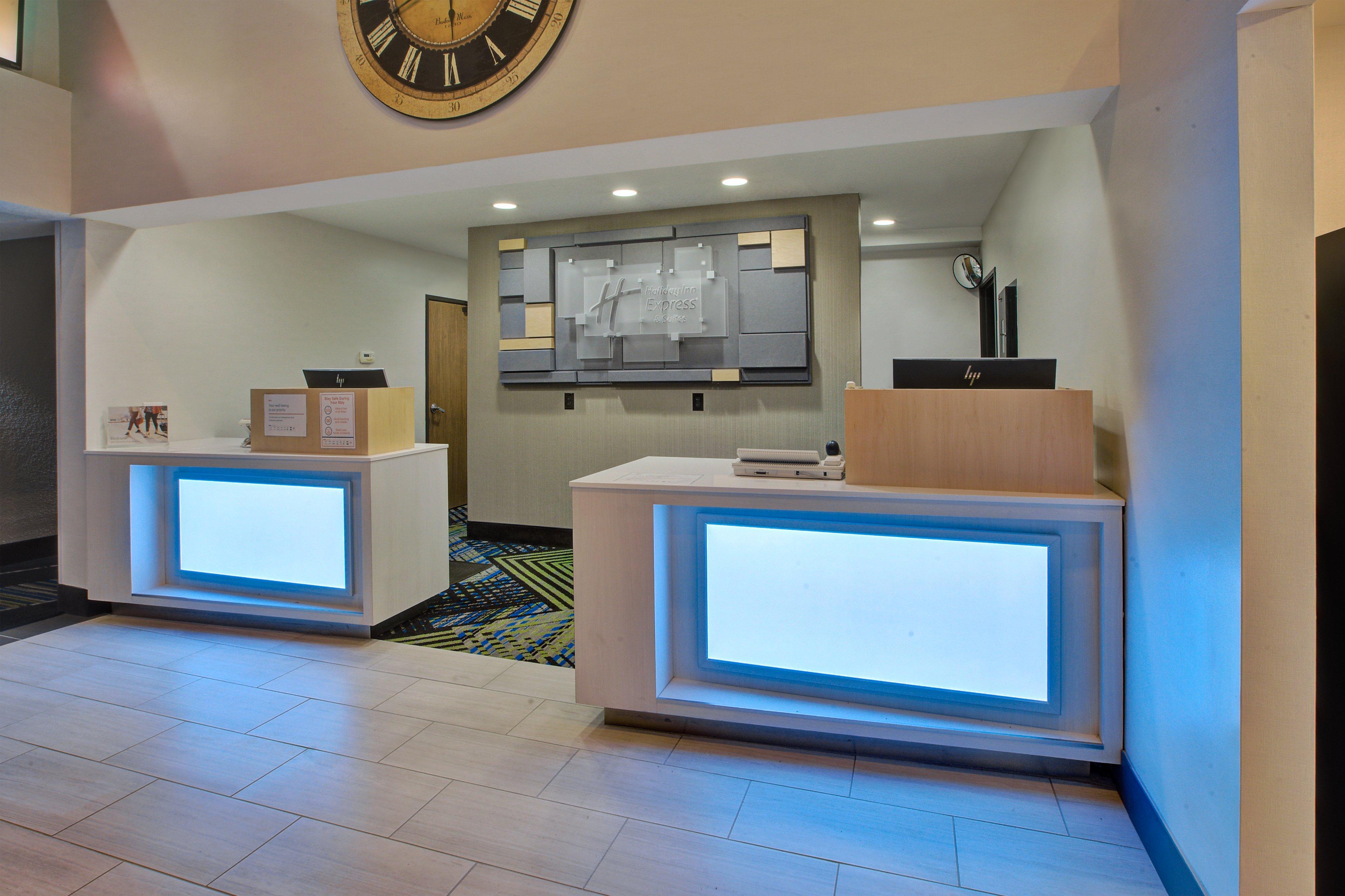 Holiday Inn Express Hotel & Suites Petoskey By Ihg Exterior foto