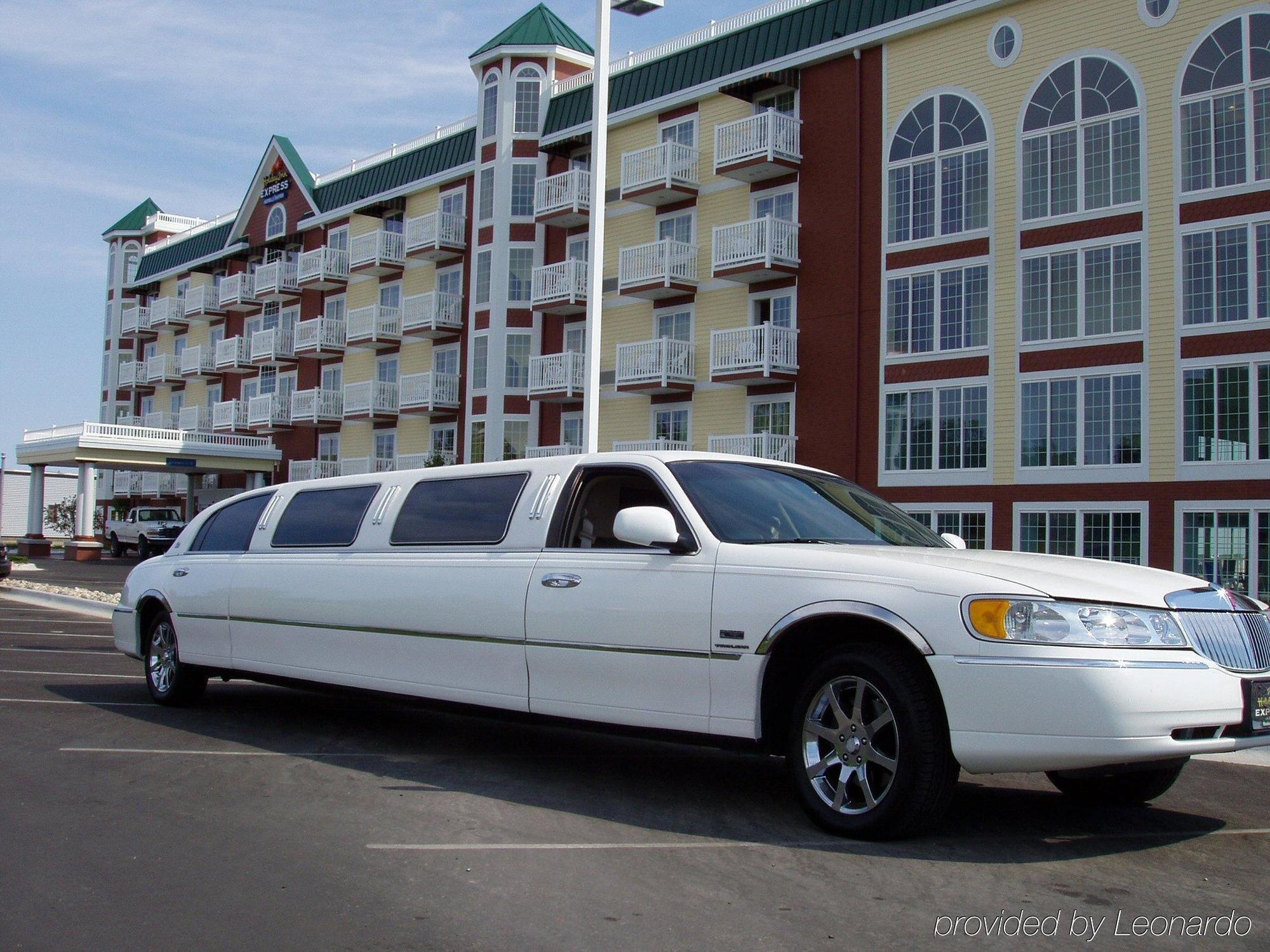 Holiday Inn Express Hotel & Suites Petoskey By Ihg Exterior foto